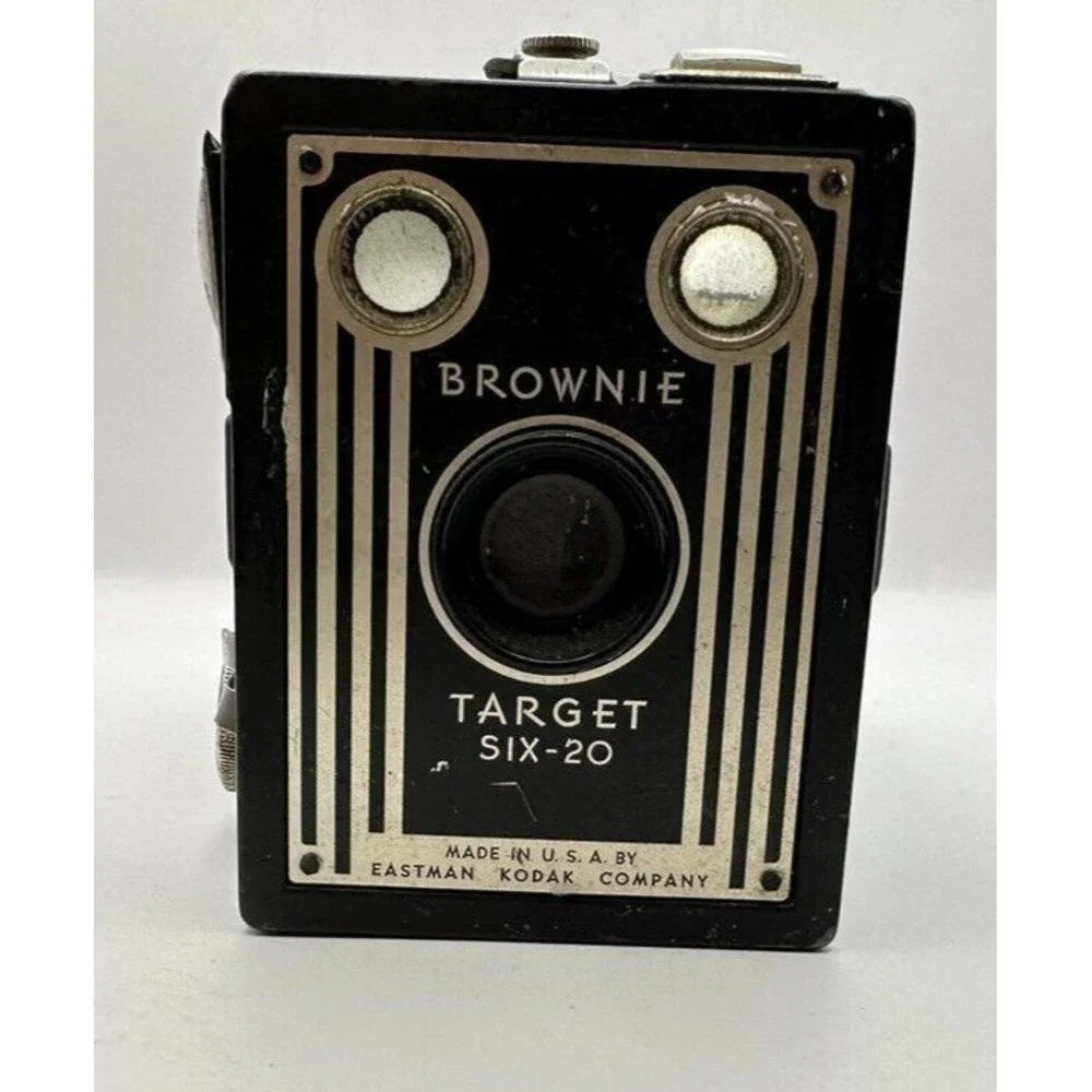 VINTAGE EASTMAN KODAK BROWNIE BOX CAMERA TARGET SIX- 20